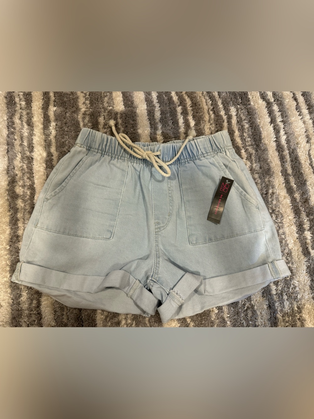 No boundaries shorts
